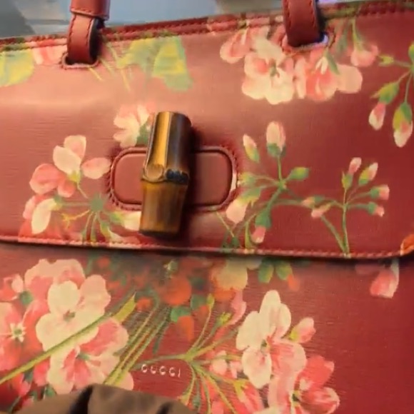 Gucci Bloom Bag With Original Strap Gucci Bloom Bag With Original Strap